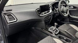 2021 (21) KIA CEED 1.5T GDi ISG GT-Line 5dr 5217792