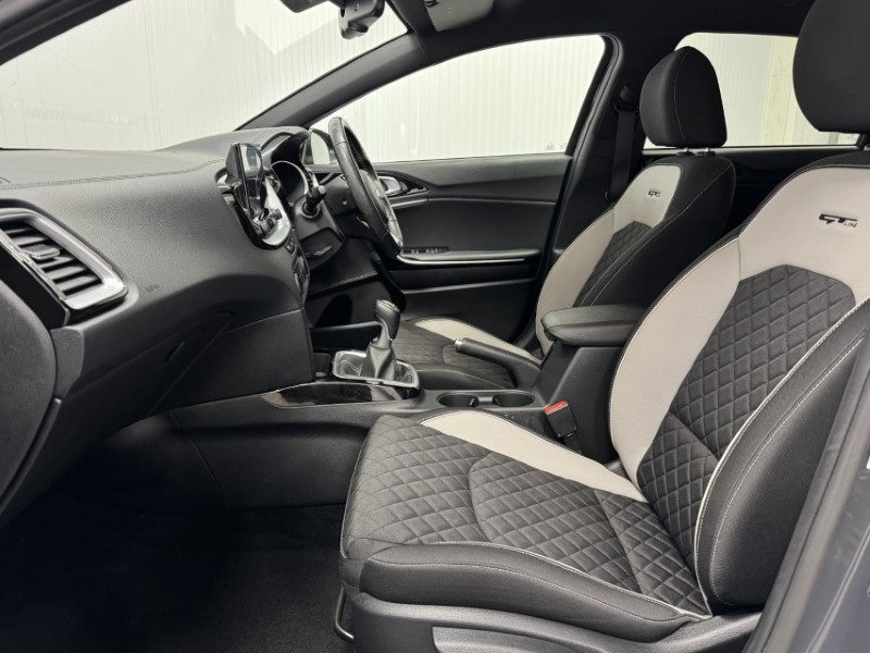 2021 (21) KIA CEED 1.5T GDi ISG GT-Line 5dr 5217793