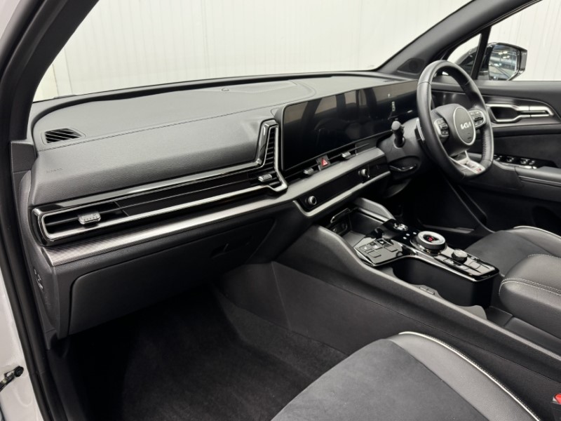 2024 (74) KIA SPORTAGE 1.6T GDi 207 HEV GT-Line 5dr Auto 5222315