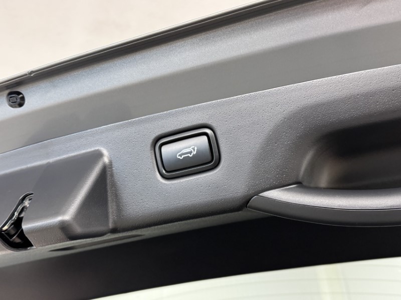 2023 (73) KIA NIRO 1.6 GDi Hybrid 4 5dr DCT 5212484