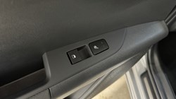 2023 (73) KIA NIRO 1.6 GDi Hybrid 4 5dr DCT 5212487