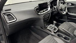 2022 (72) KIA CEED 1.5T GDi ISG GT-Line 5dr 5224206