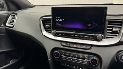 2022 (72) KIA CEED 1.5T GDi ISG GT-Line 5dr 5224191