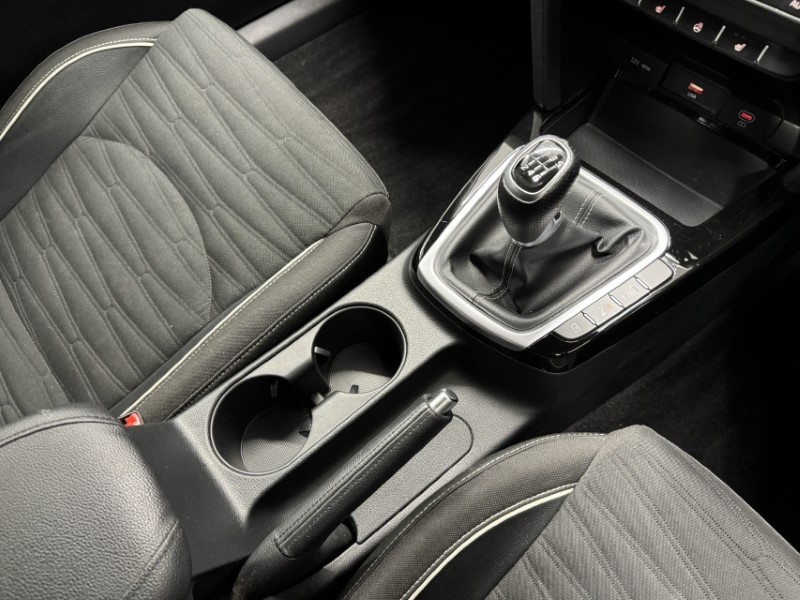 2022 (72) KIA CEED 1.5T GDi ISG GT-Line 5dr 5224211