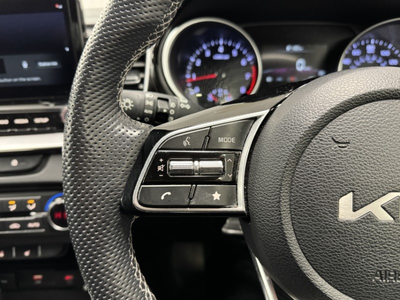 2022 (72) KIA CEED 1.5T GDi ISG GT-Line 5dr 5224218