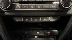 2022 (72) KIA CEED 1.5T GDi ISG GT-Line 5dr 5224213