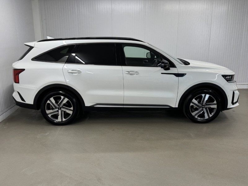 2023 (23) KIA SORENTO 1.6 T-GDi HEV Edition 5dr Auto 5287509