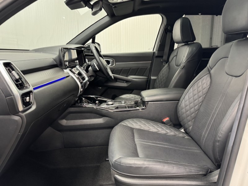 2023 (23) KIA SORENTO 1.6 T-GDi HEV Edition 5dr Auto 5287497