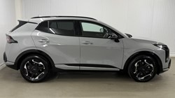 2026 (26) KIA SPORTAGE 1.6T GDi GT-Line 5dr 5705640