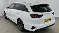 2024 (24) KIA CEED 1.5T GDi ISG 138 3 5dr 5374058
