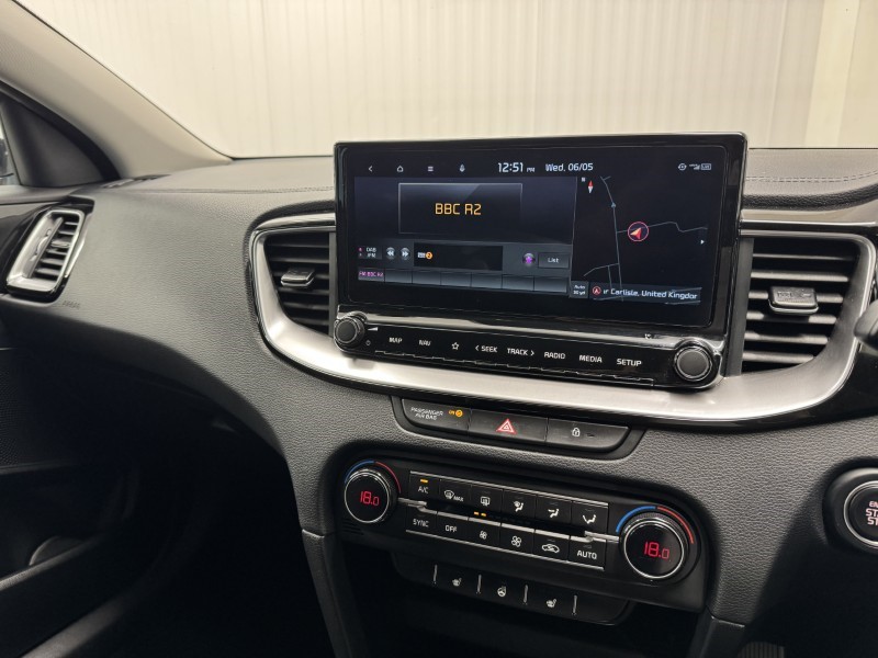 2024 (24) KIA CEED 1.5T GDi ISG 138 3 5dr 5374068