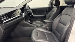 2021 (21) KIA NIRO 1.6 GDi PHEV 3 5dr DCT 5258107