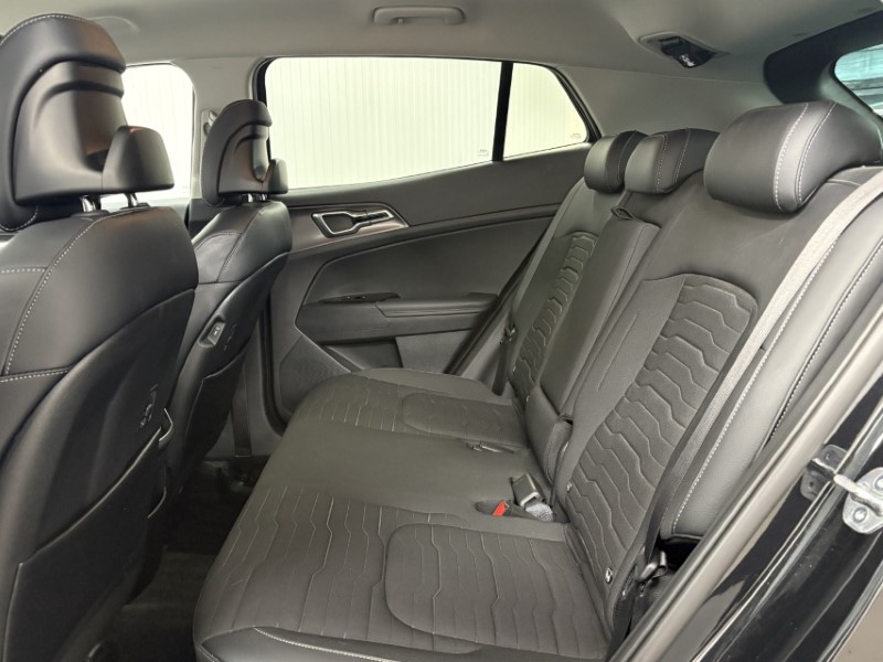 2023 (23) KIA SPORTAGE 1.6T GDi HEV 3 5dr Auto 5247772