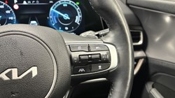 2023 (23) KIA SPORTAGE 1.6T GDi HEV 3 5dr Auto 5247780