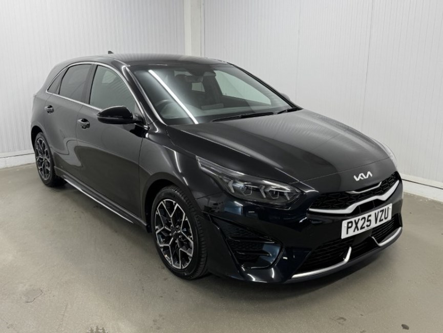 2025 (25) KIA CEED 1.5T GDi ISG 138 GT-Line 5dr DCT