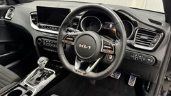 2025 (25) KIA CEED 1.5T GDi ISG 138 GT-Line 5dr DCT 5252405