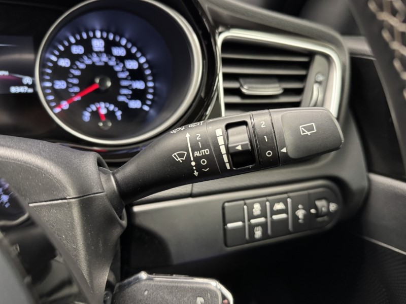 2025 (25) KIA CEED 1.5T GDi ISG 138 GT-Line 5dr DCT 5252418