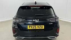 2025 (25) KIA CEED 1.5T GDi ISG 138 GT-Line 5dr DCT 5252394