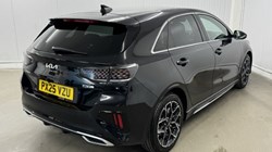 2025 (25) KIA CEED 1.5T GDi ISG 138 GT-Line 5dr DCT 5252395