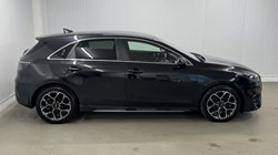 2025 (25) KIA CEED 1.5T GDi ISG 138 GT-Line 5dr DCT 5252420