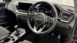 2025 (25) KIA XCEED 1.5T GDi ISG 138 3 5dr 5246818