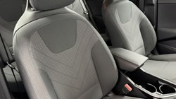 2023 (72) KIA NIRO 1.6 GDi Hybrid 2 5dr DCT 5251215