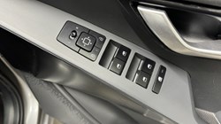 2023 (72) KIA NIRO 1.6 GDi Hybrid 2 5dr DCT 5276199