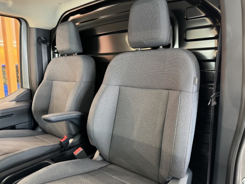 2026 (26) KIA COMMERCIAL PV5 120kW Essential Long Range 71kWh Van Auto 5265543