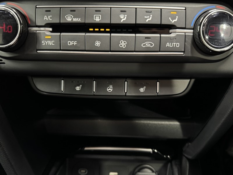 2025 (25) KIA CEED 1.5T GDi ISG 138 GT-Line 5dr DCT 5279488