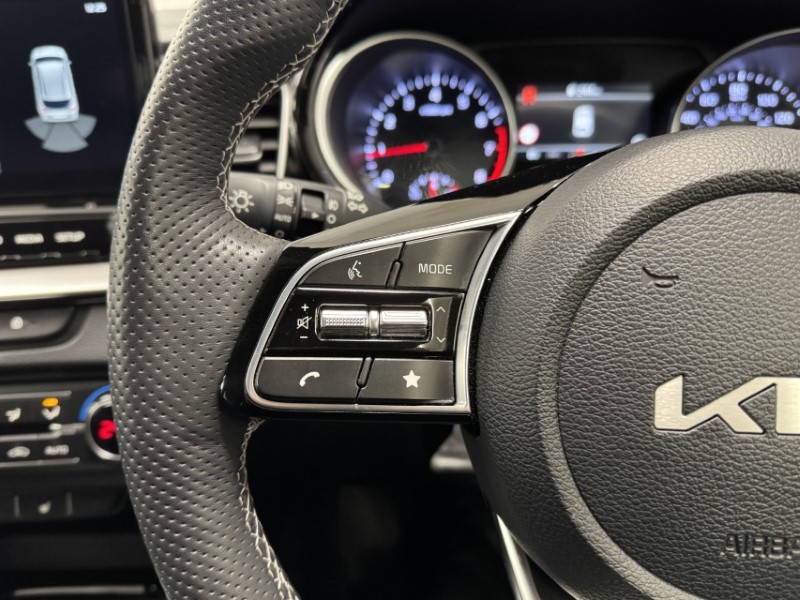 2025 (25) KIA CEED 1.5T GDi ISG 138 GT-Line 5dr 5278609