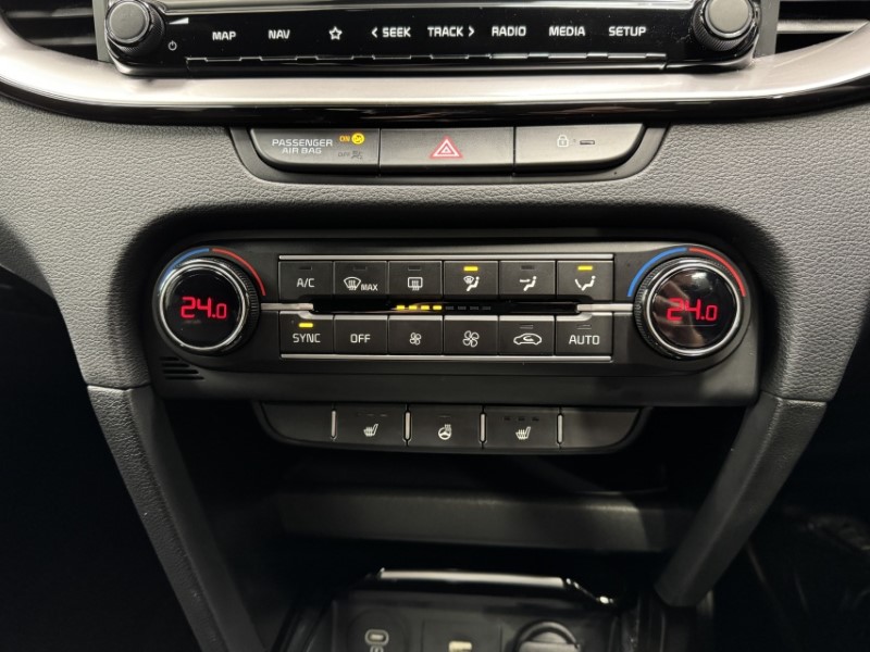 2025 (25) KIA CEED 1.5T GDi ISG 138 GT-Line 5dr 5278626