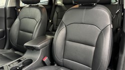 2020 (70) KIA NIRO 1.6 GDi Hybrid 3 5dr DCT 5282584