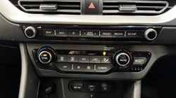 2020 (70) KIA NIRO 1.6 GDi Hybrid 3 5dr DCT 5282592