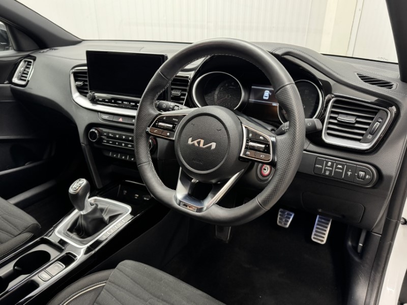 2024 (24) KIA XCEED 1.5T GDi ISG GT-Line 5dr 5296934