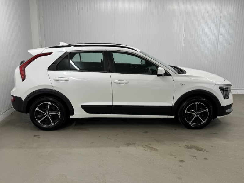 2022 (22) KIA NIRO 1.6 GDi Hybrid 2 5dr DCT 5307608