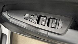 2024 (74) KIA SPORTAGE 1.6T GDi 157 48V ISG 2 5dr 5309475