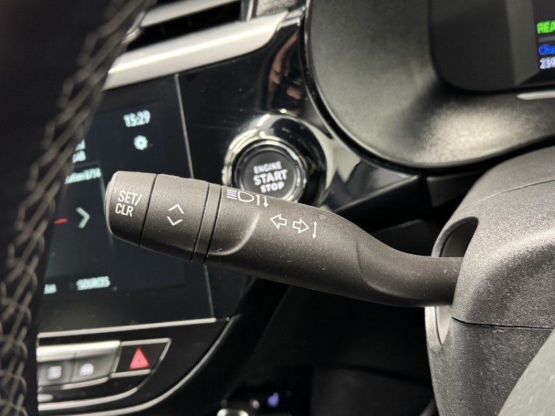 2021 (71) VAUXHALL CORSA 100kW Elite Nav Premium 50kWh 5dr Auto [7.4kWCh] 5318725