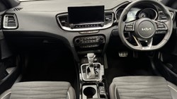 2025 (25) KIA CEED 1.5T GDi ISG 138 GT-Line 5dr DCT 5304997