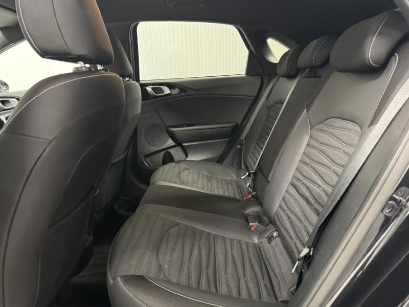 2025 (25) KIA CEED 1.5T GDi ISG 138 GT-Line 5dr DCT 5304996