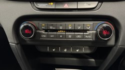 2025 (25) KIA CEED 1.5T GDi ISG 138 GT-Line 5dr DCT 5305009