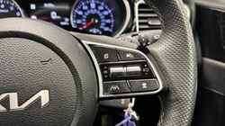 2025 (25) KIA CEED 1.5T GDi ISG 138 GT-Line 5dr DCT 5305015