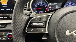 2025 (25) KIA CEED 1.5T GDi ISG 138 GT-Line 5dr DCT 5305014