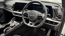 2025 (25) KIA SPORTAGE 1.6T GDi 207 HEV GT-Line S 5dr Auto 5305486