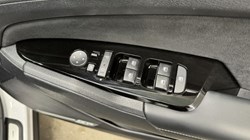 2025 (25) KIA SPORTAGE 1.6T GDi 207 HEV GT-Line S 5dr Auto 5305487