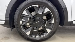 2026 (26) KIA SPORTAGE 1.6T GDi HEV GT-Line S 5dr Auto AWD 5903786