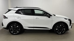 2026 (26) KIA SPORTAGE 1.6T GDi HEV GT-Line S 5dr Auto AWD 5903822