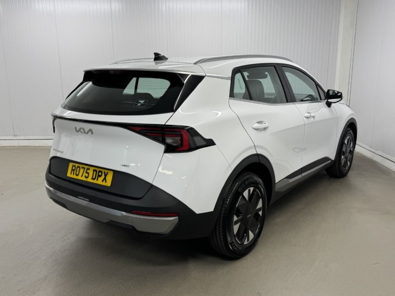 2025 (75) KIA SPORTAGE 1.6T GDi HEV Pure 5dr Auto 5326653