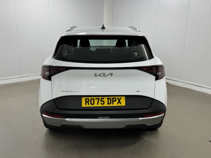 2025 (75) KIA SPORTAGE 1.6T GDi HEV Pure 5dr Auto 5326679