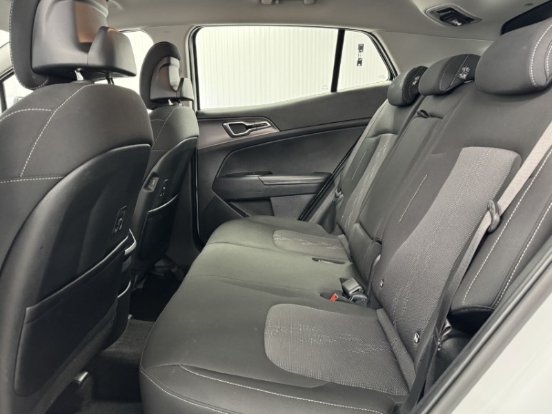 2025 (75) KIA SPORTAGE 1.6T GDi HEV Pure 5dr Auto 5326681