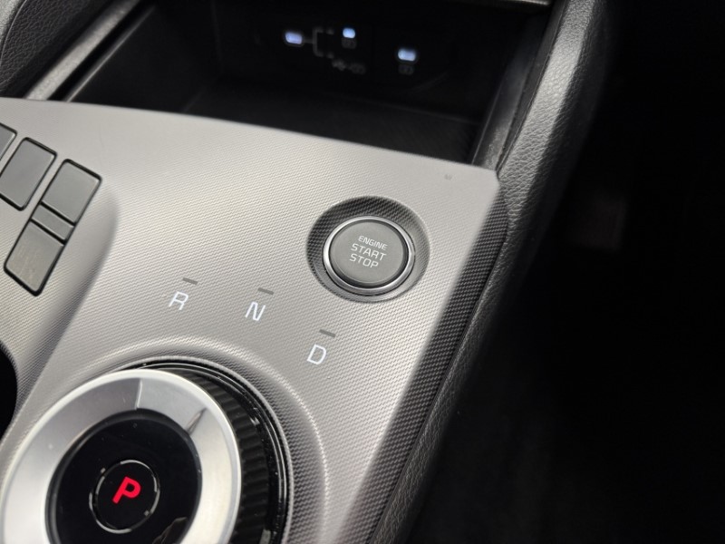 2025 (75) KIA SPORTAGE 1.6T GDi HEV Pure 5dr Auto 5322877